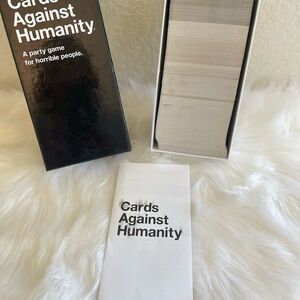 CARDS AGAINST HUMANITY Party Game like new condition